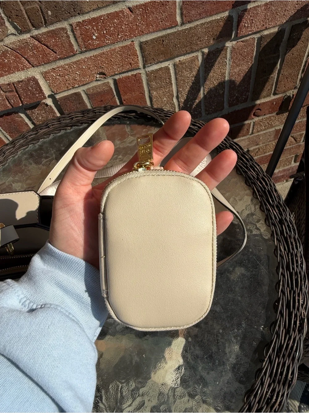Steve Madden structured cream